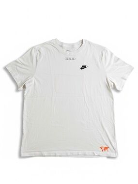 Nike Air Earth T-Shirt White CT6541-100 Beaverton OR Mens Size XXL Made in Egypt